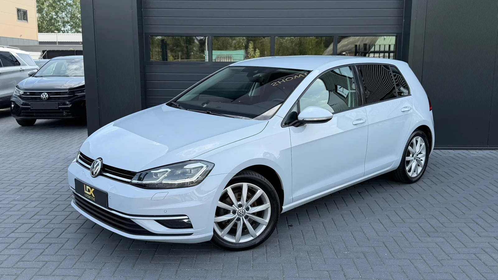 Volkswagen Golf (2018) — foto 1