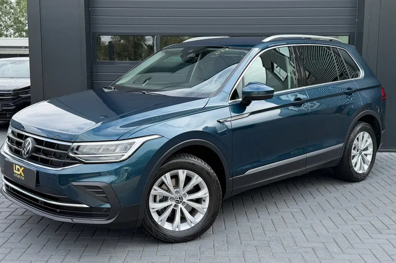 Volkswagen Tiguan (2022)