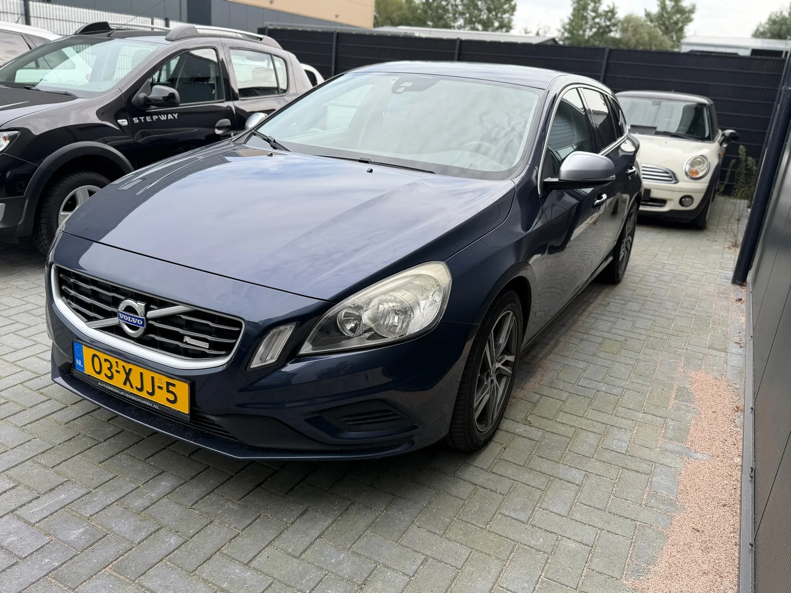 Volvo V60 (2012) — foto 1