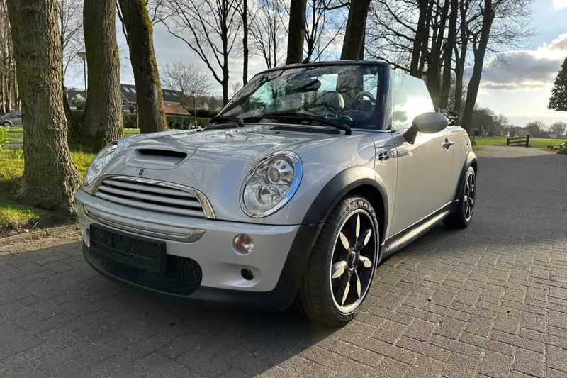 MINI Cabrio (2008)