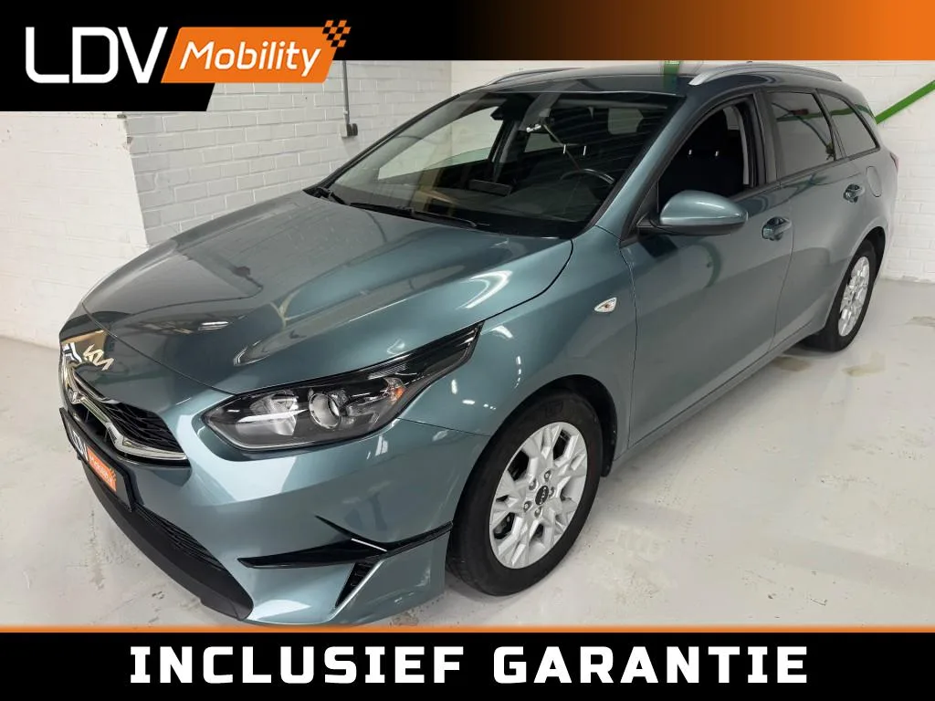 Kia Ceed (2022) — foto 1