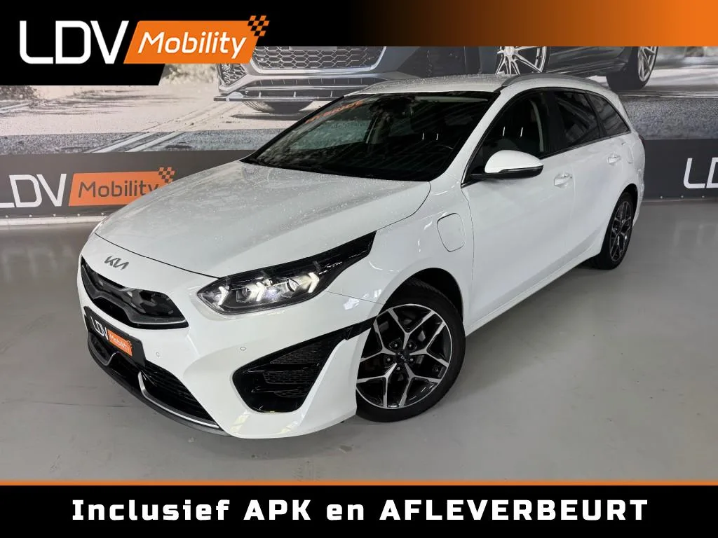 Kia Ceed (2022) — foto 1
