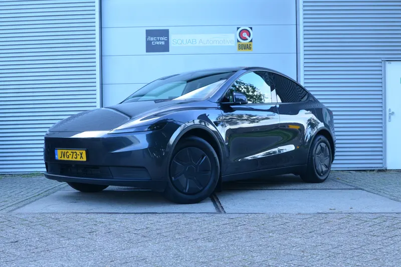 Tesla Model Y (2026)