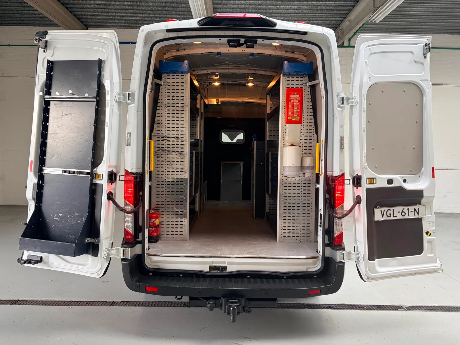 Ford Transit (2020) — foto 1