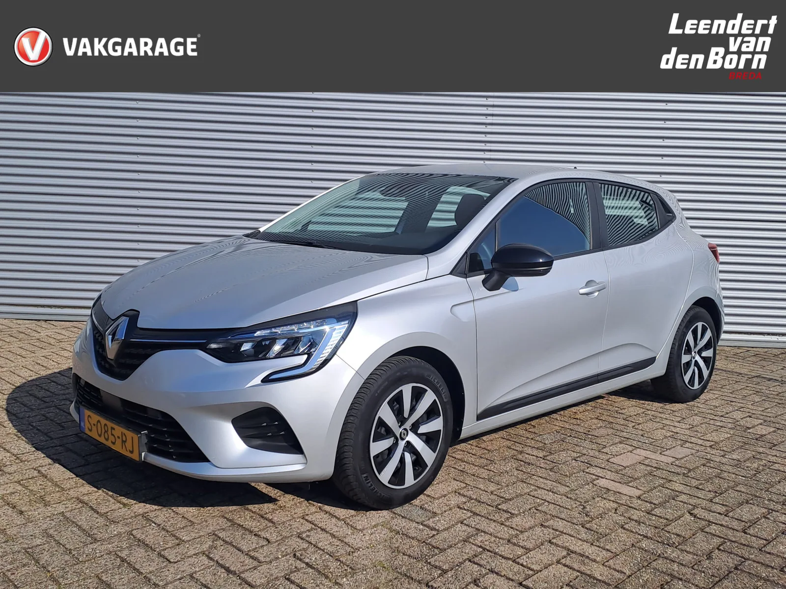Renault Clio (2023) — foto 1