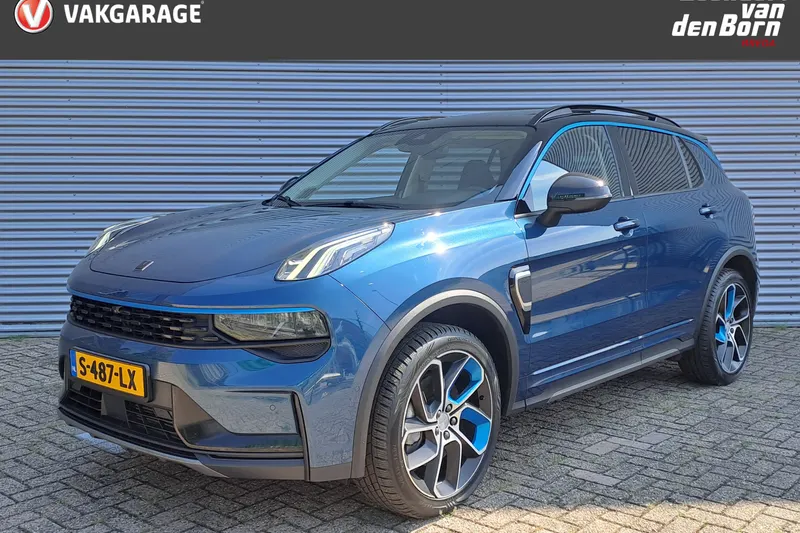 Lynk & Co 01 (2023)