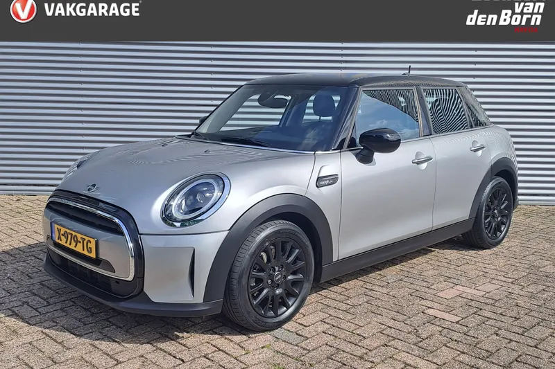 MINI Cooper (2024)