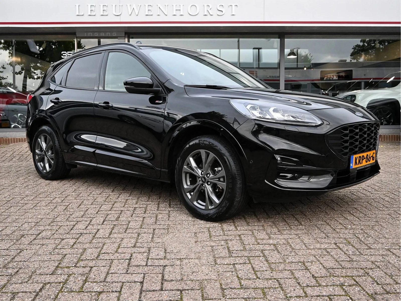 Ford Kuga (2023) — foto 1