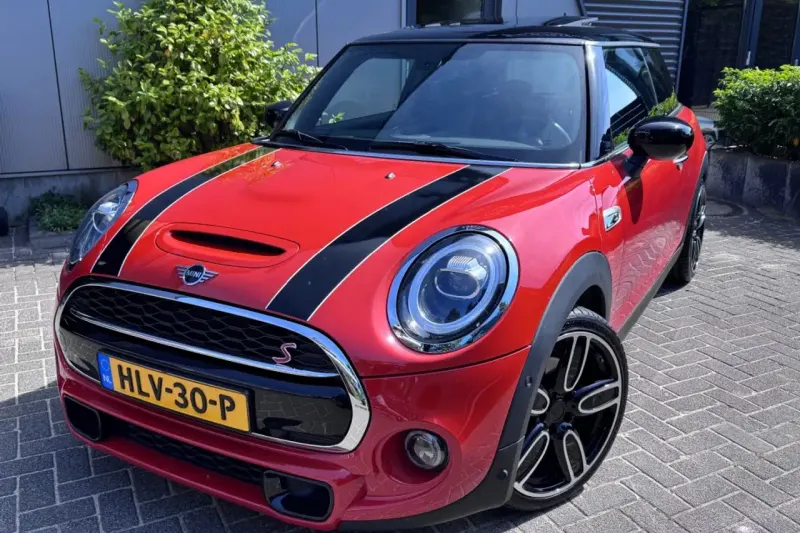 MINI Cooper S (2020)
