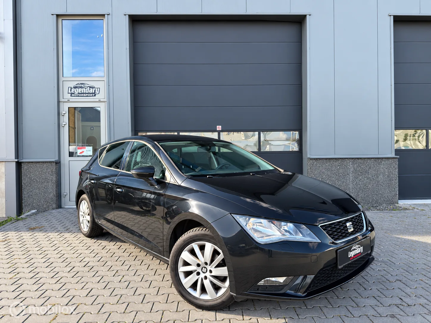 SEAT Leon (2015) — foto 1