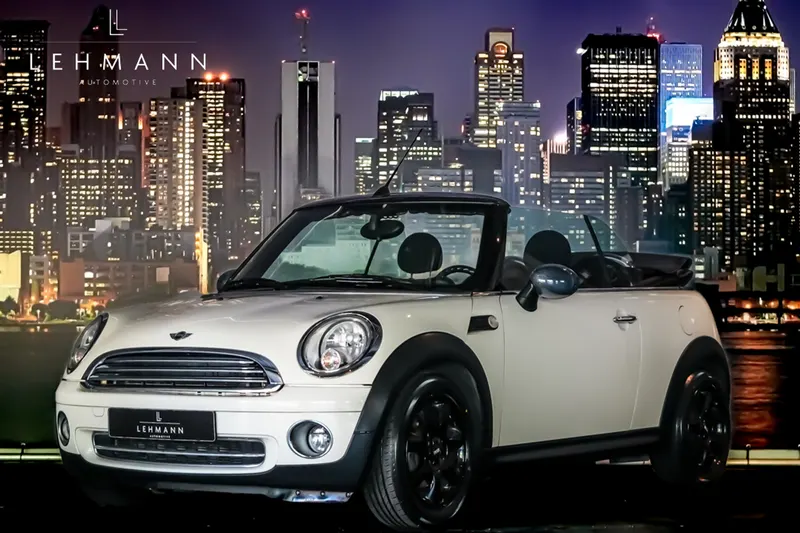 MINI Cooper (2010)