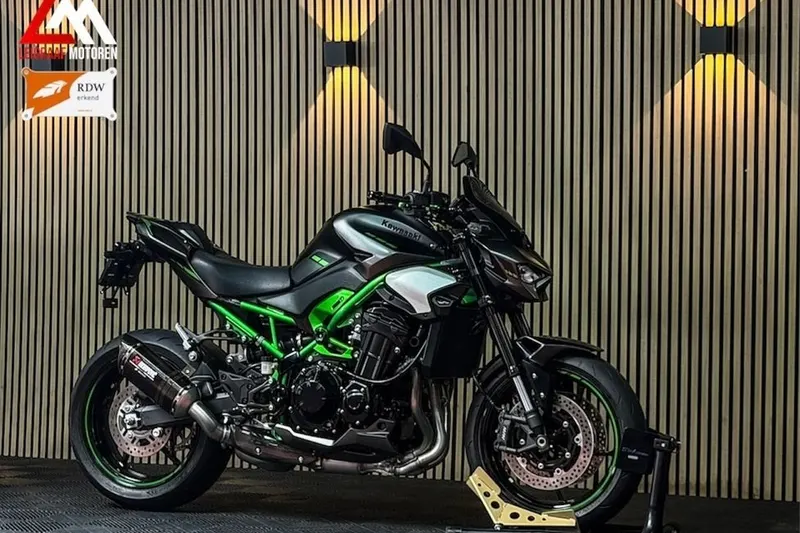 Kawasaki Z900 (0)