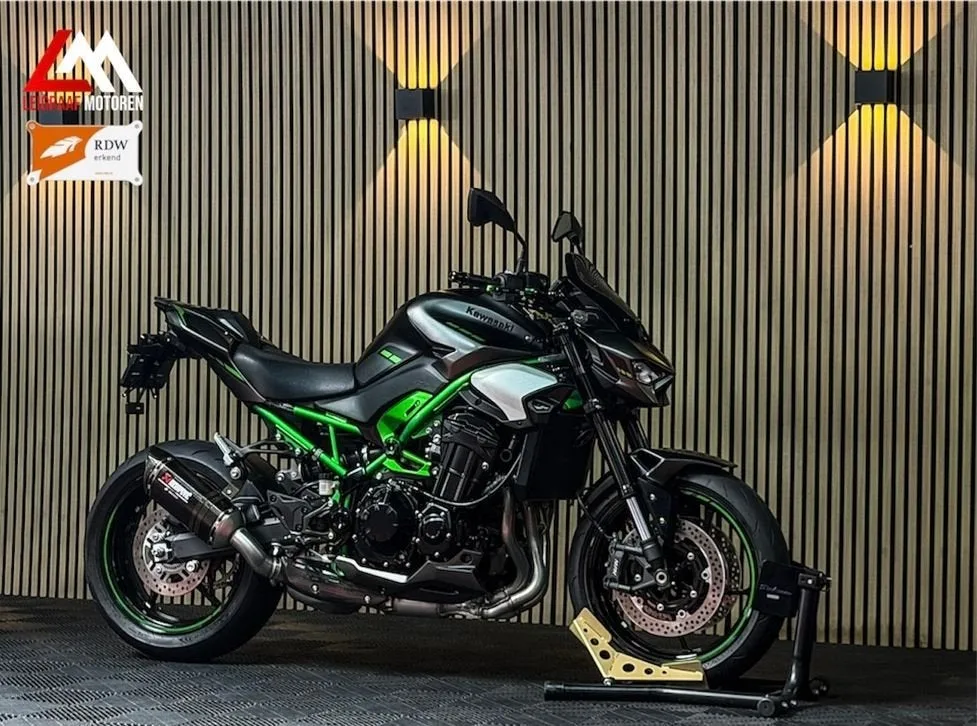 Kawasaki Z900 (0) — foto 1