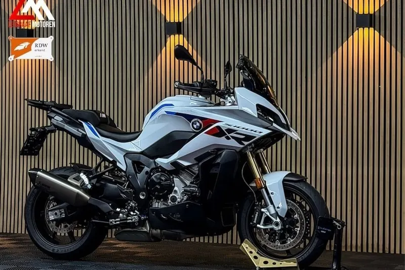 BMW S 1000 XR (2025)