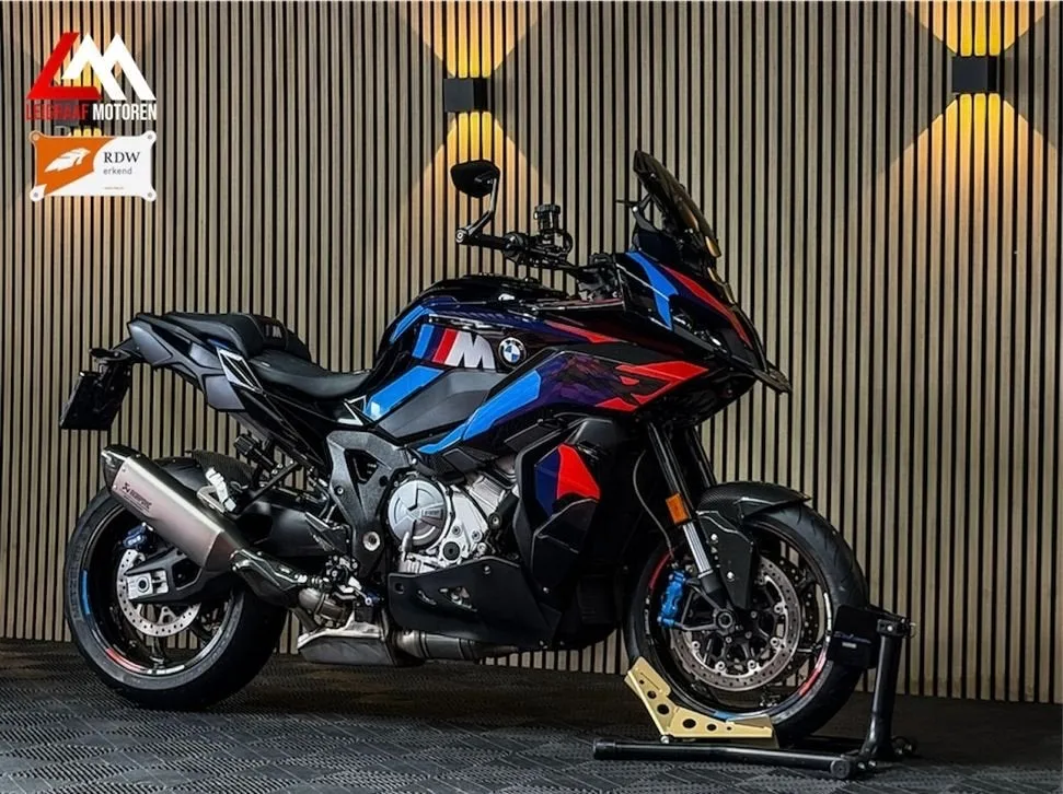 BMW M 1000 XR (0) — foto 1