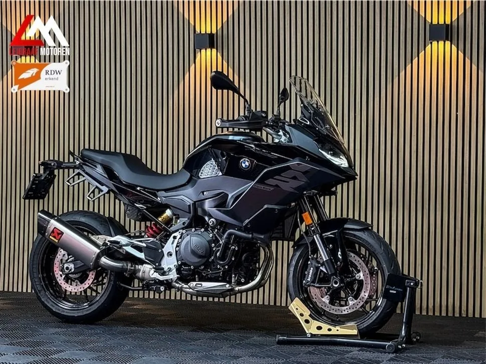 BMW F 900 XR (2024) — foto 1
