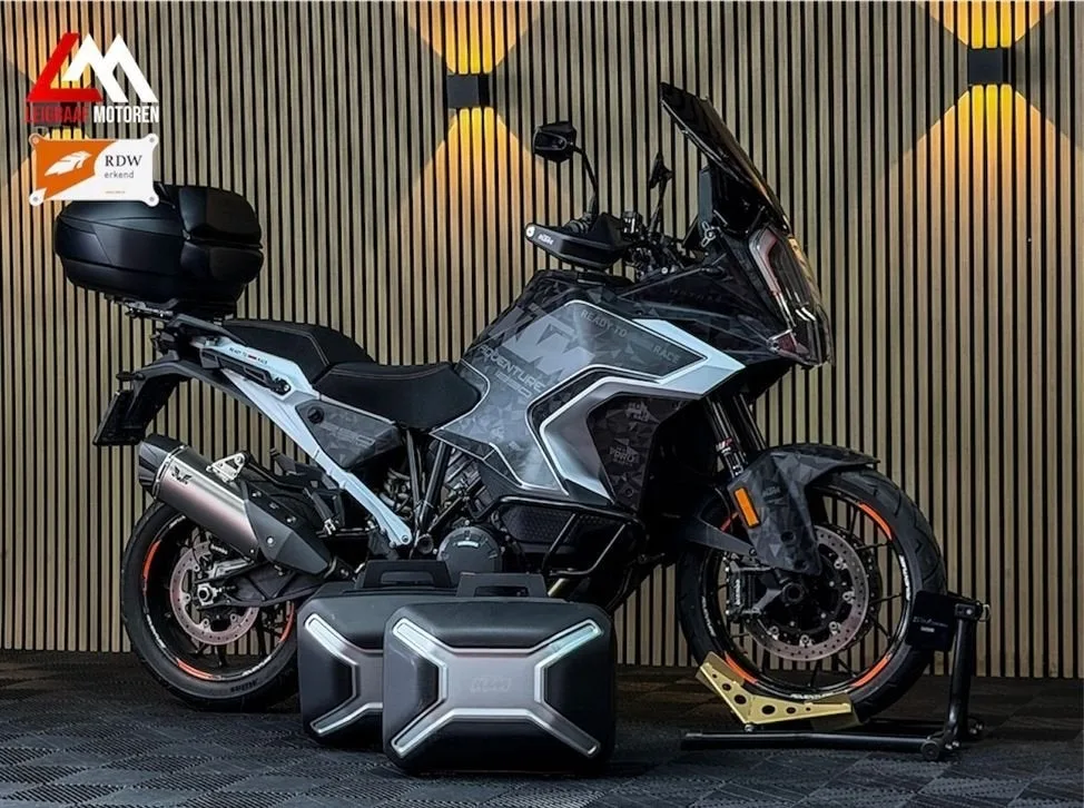 KTM 1290 Super Adventure S (2024) — foto 1