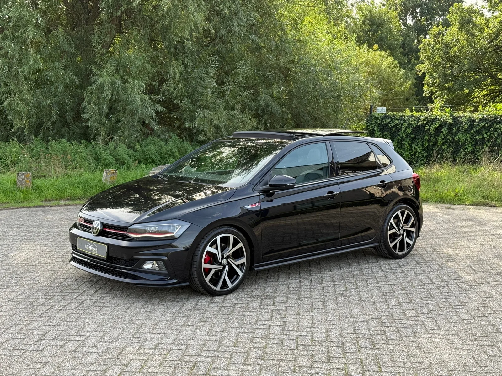 Volkswagen Polo (2019) — foto 1