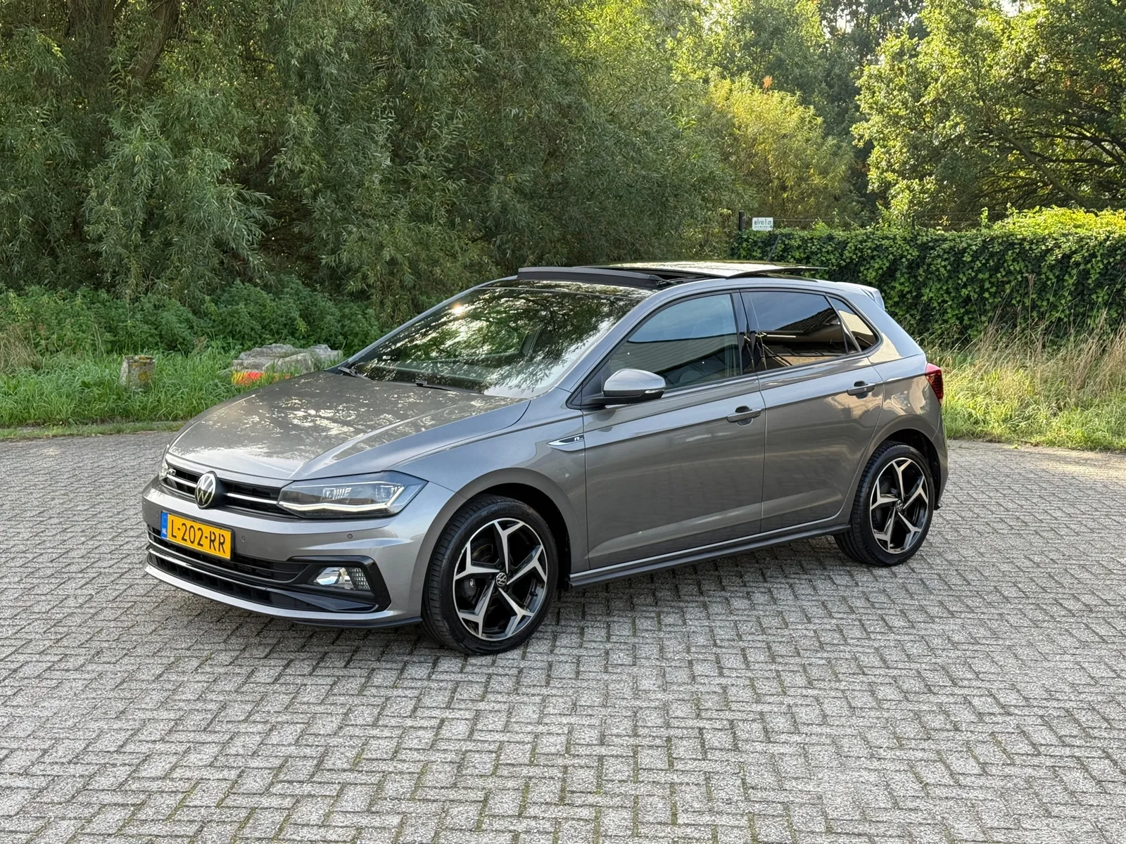 Volkswagen Polo (2021) — foto 1