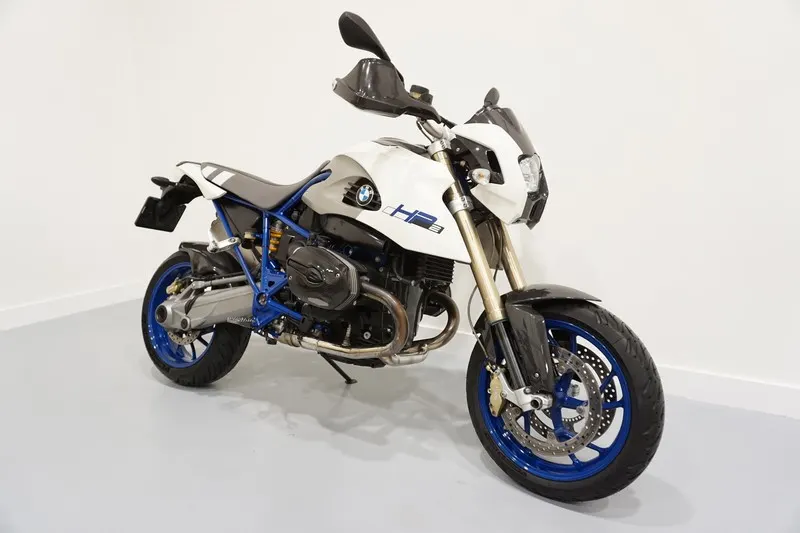 BMW HP2 Megamoto (2008)