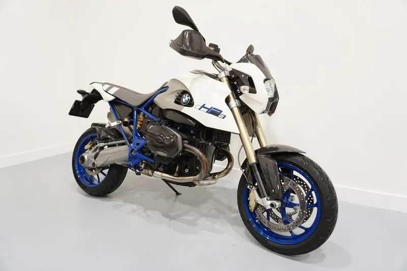 BMW HP2 Megamoto (2008) — foto 1