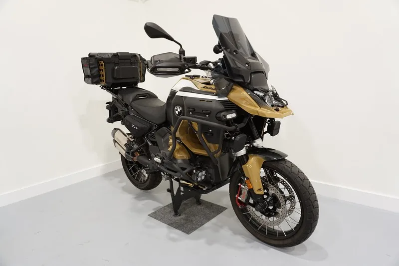BMW R 1300 GS Adventure (2025) — foto 1