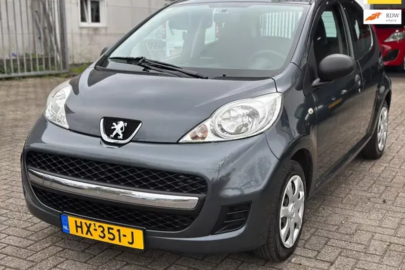 Peugeot 107 (2010)