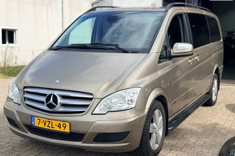 Mercedes-Benz Viano (2011)