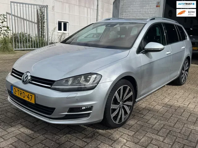 Volkswagen Golf (2013) — foto 1