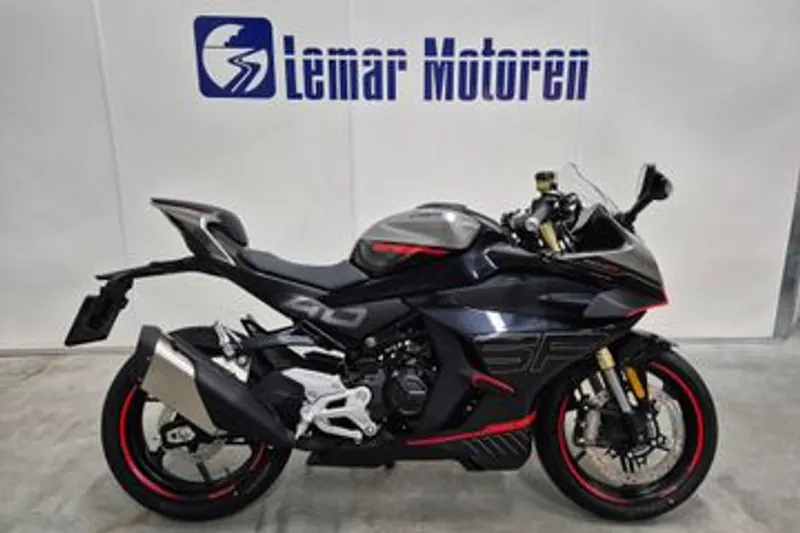 CFMoto 450 SR (2026)