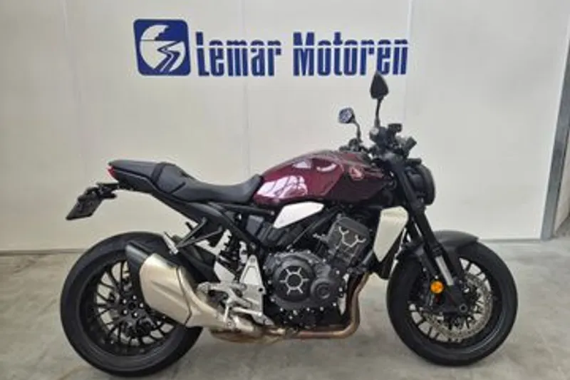 Honda CB1000R (2023)