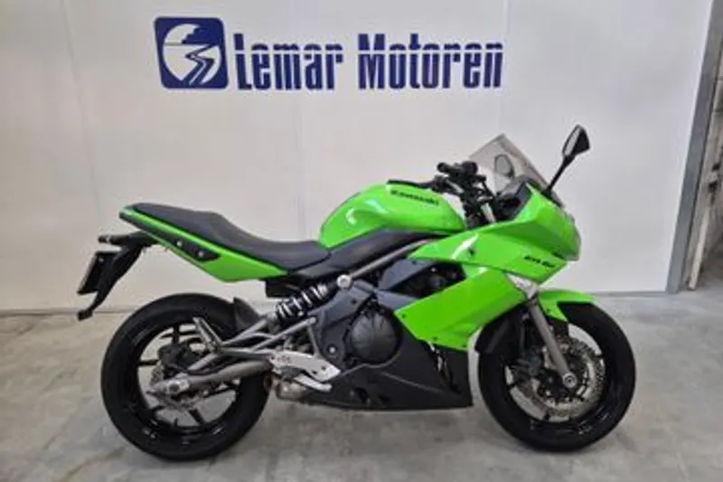 Kawasaki Er-6f (2010)