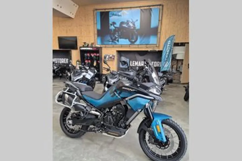 CFMoto 800 MT (2026)