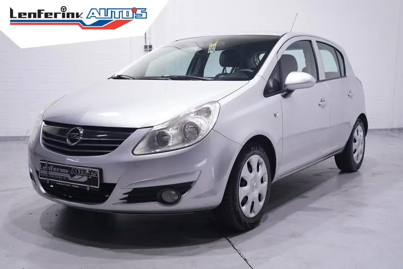Opel Corsa (2008)