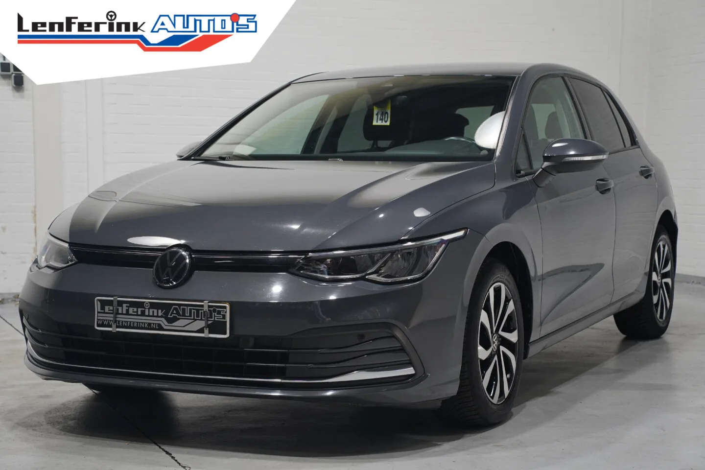 Volkswagen Golf (2021) — foto 1
