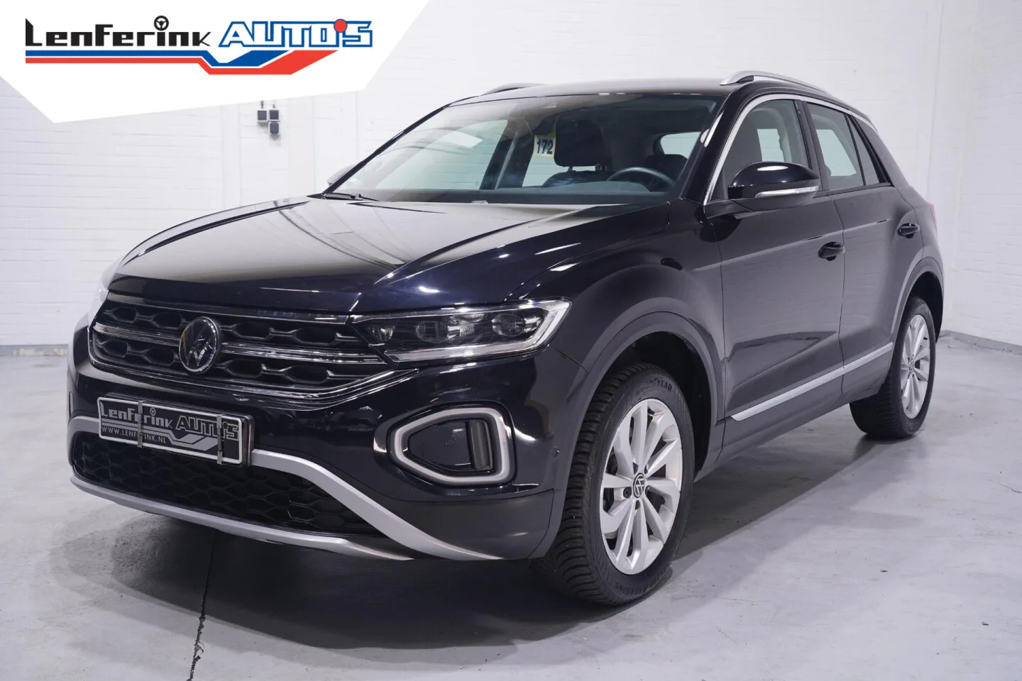 Volkswagen T-Roc (2024) — foto 1