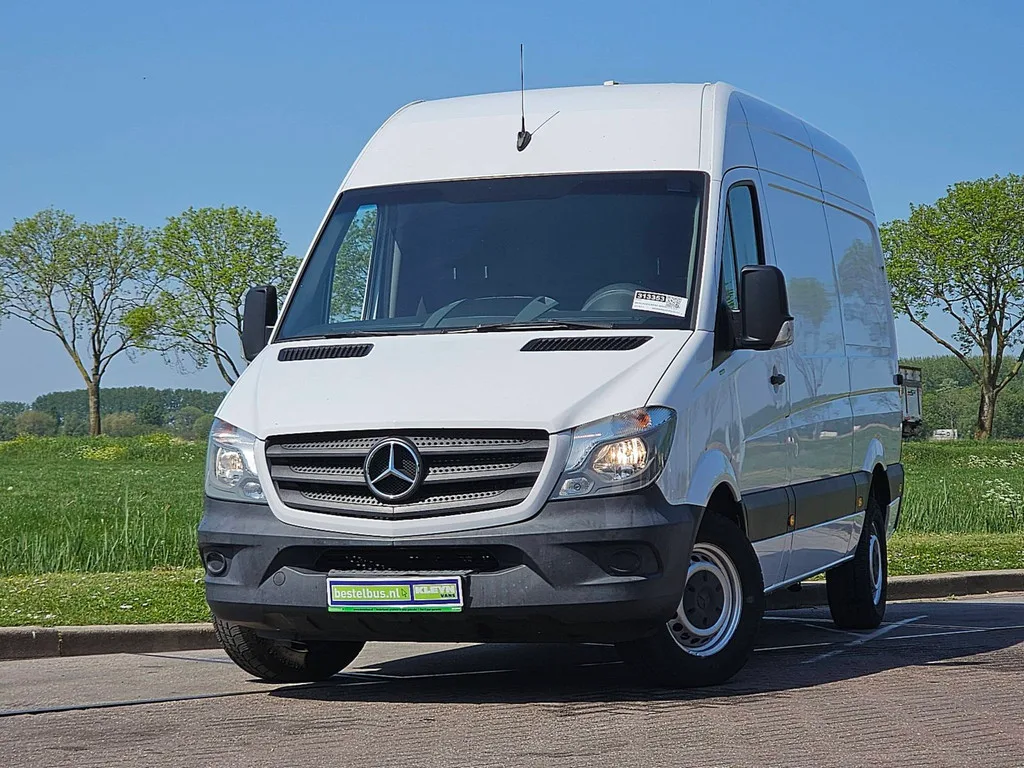 Mercedes-Benz Sprinter (2015) — foto 1