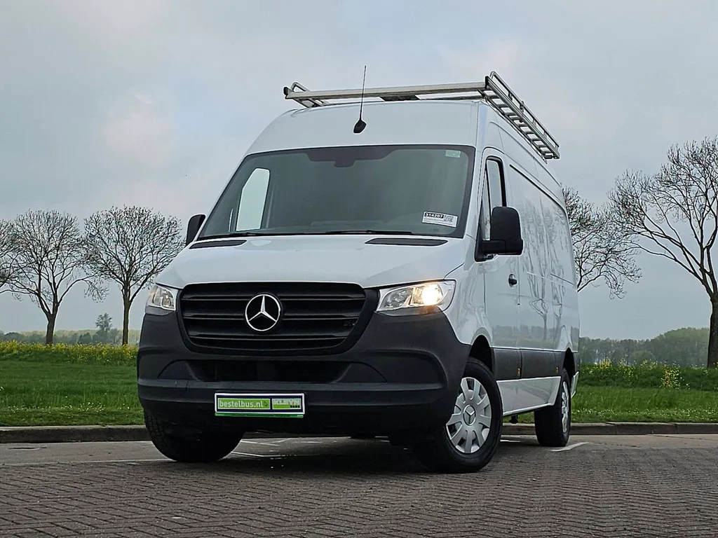 Mercedes-Benz Sprinter (2022) — foto 1