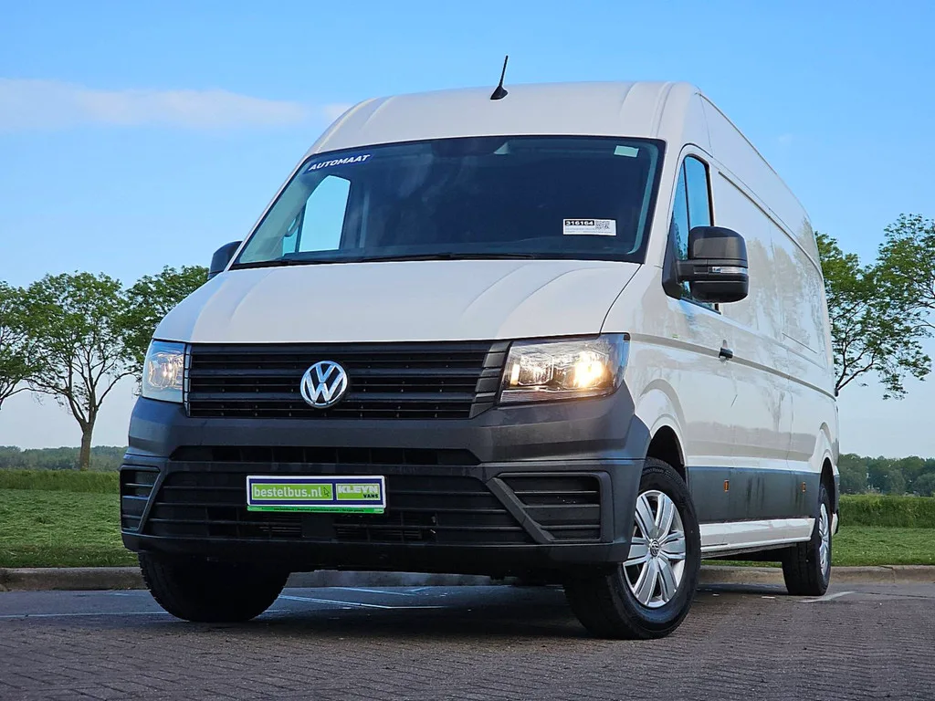 Volkswagen Crafter (2024) — foto 1