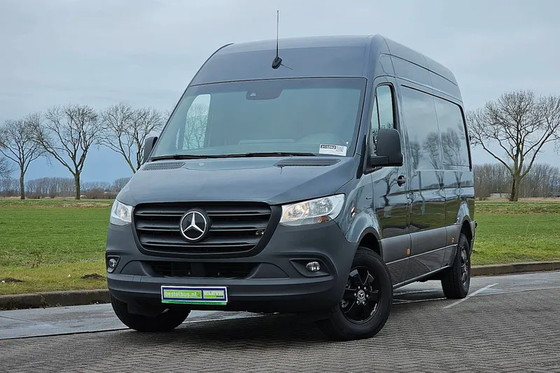 Mercedes-Benz eSprinter (2024)