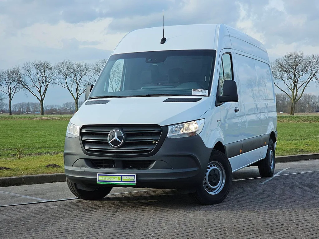 Mercedes-Benz eSprinter (2024) — foto 1