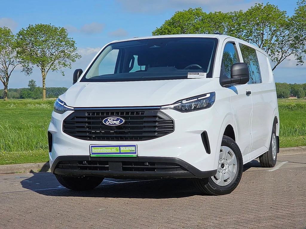 Ford Transit Custom (2024) — foto 1