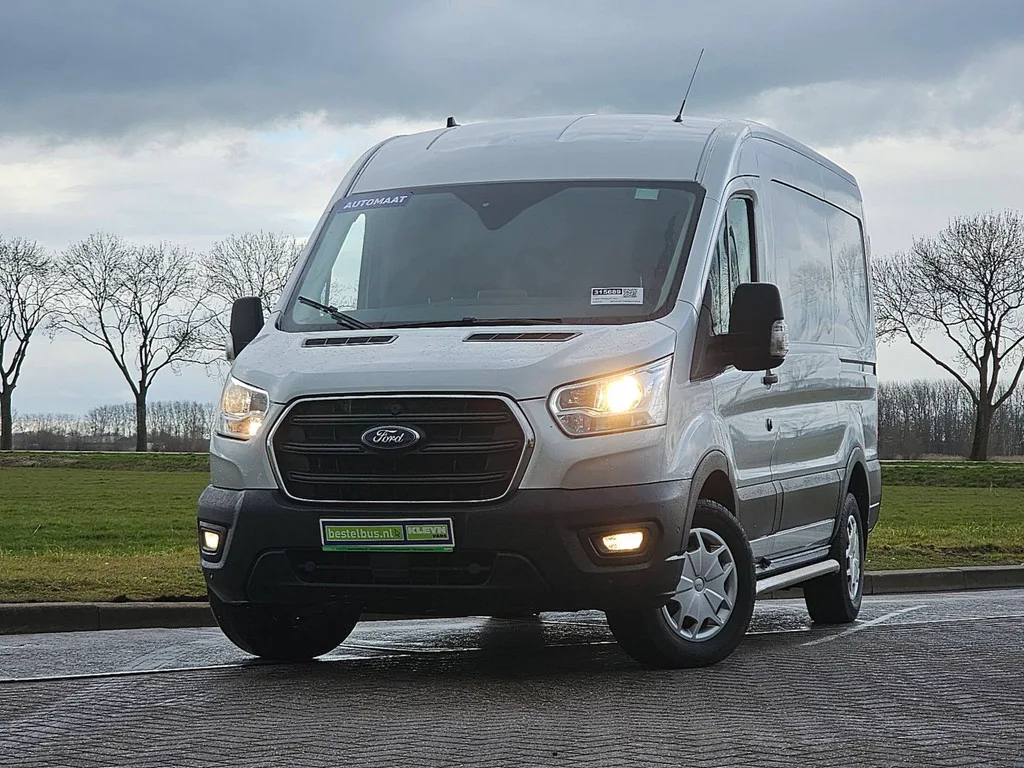 Ford Transit (2021) — foto 1