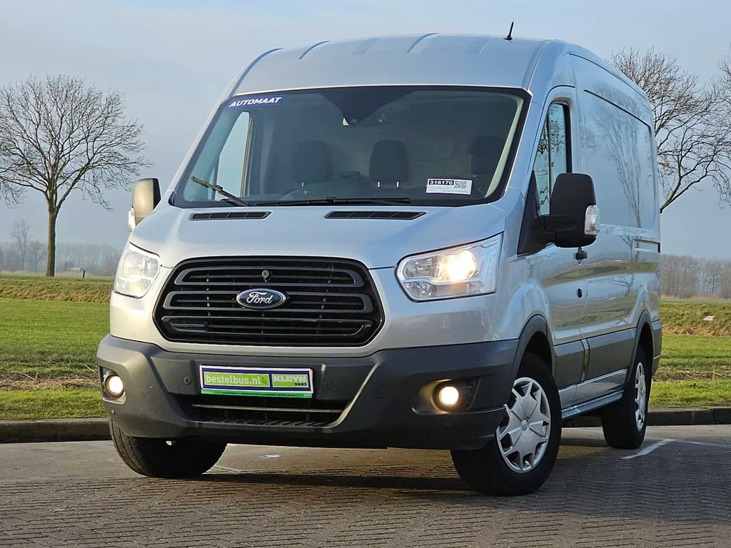 Ford Transit (2017) — foto 1