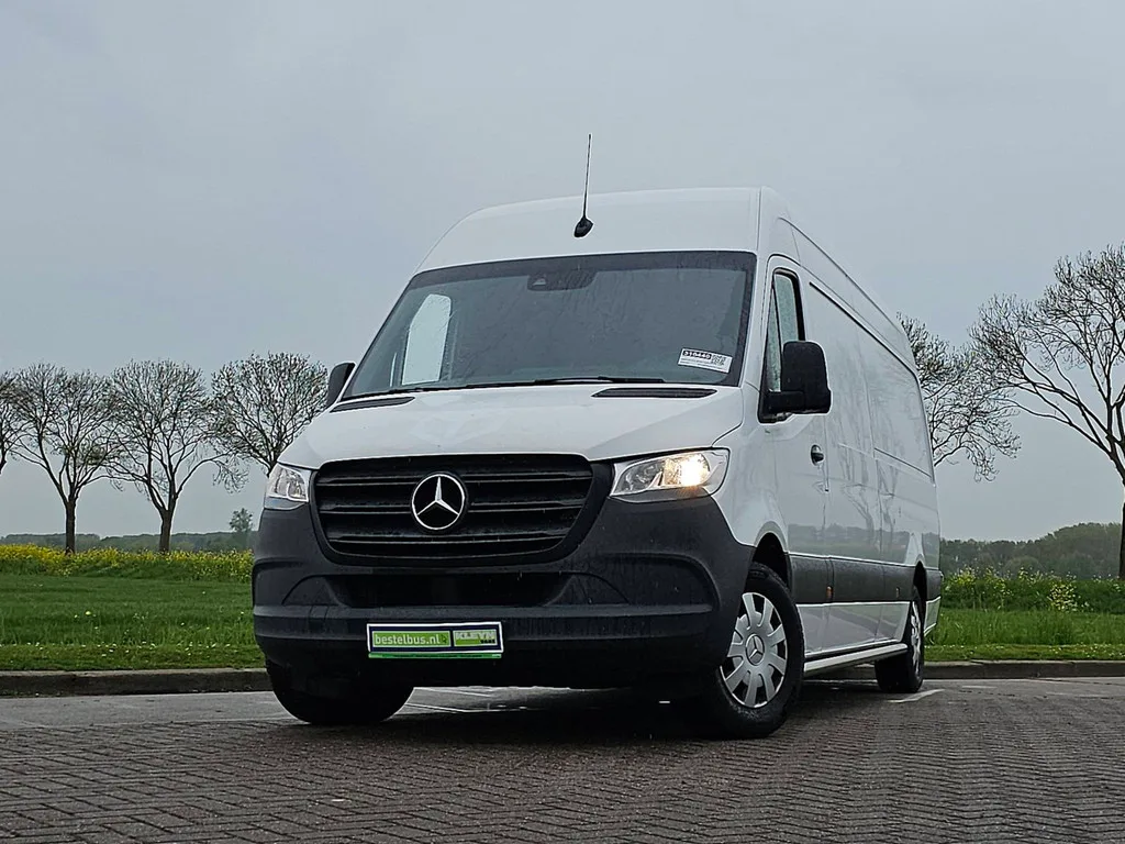 Mercedes-Benz Sprinter (2021) — foto 1