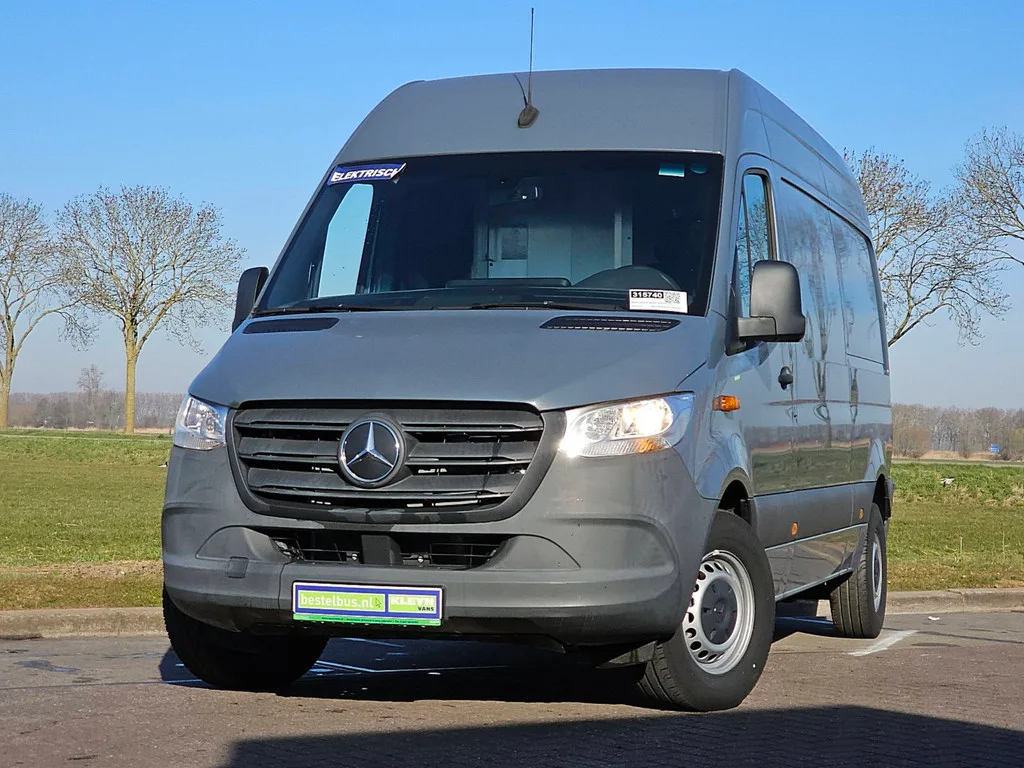 Mercedes-Benz eSprinter (2020) — foto 1