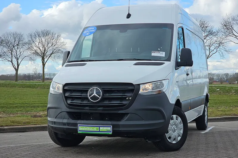 Mercedes-Benz eSprinter (2022)
