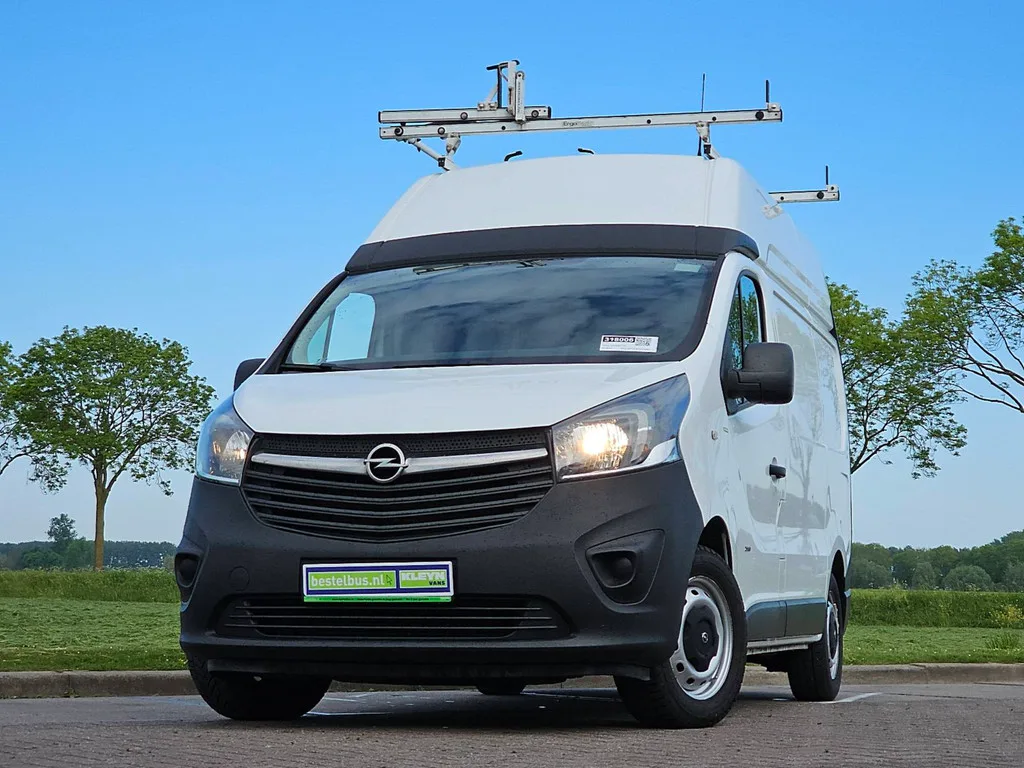 Opel Vivaro (2015) — foto 1