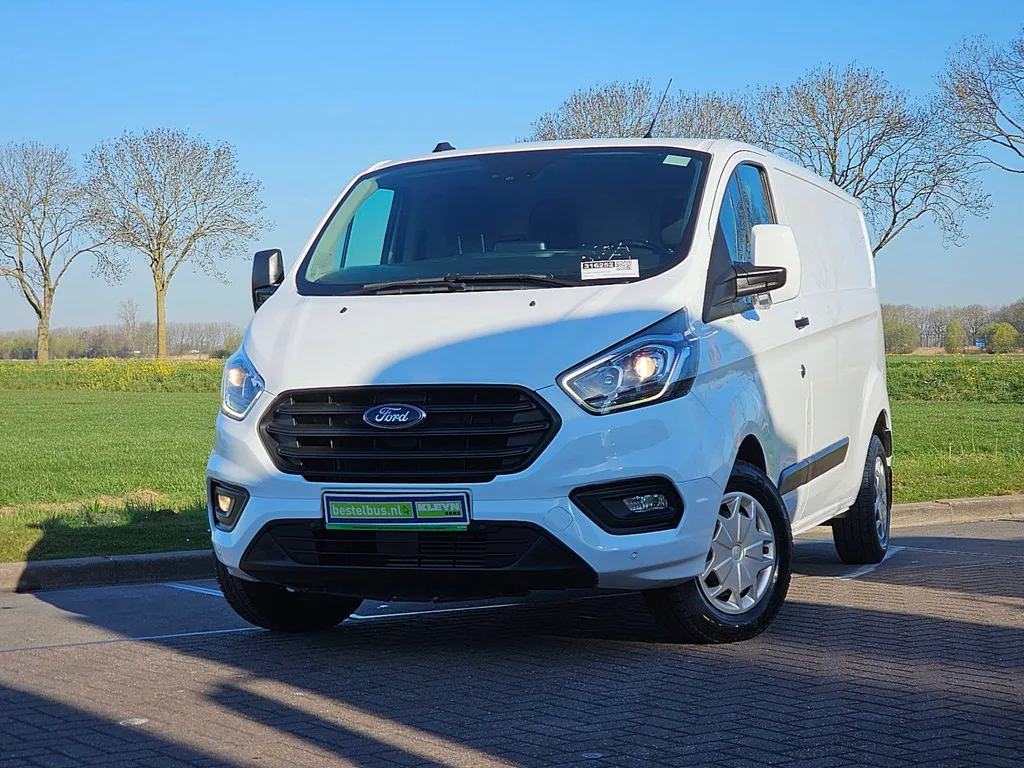 Ford Transit (2021) — foto 1
