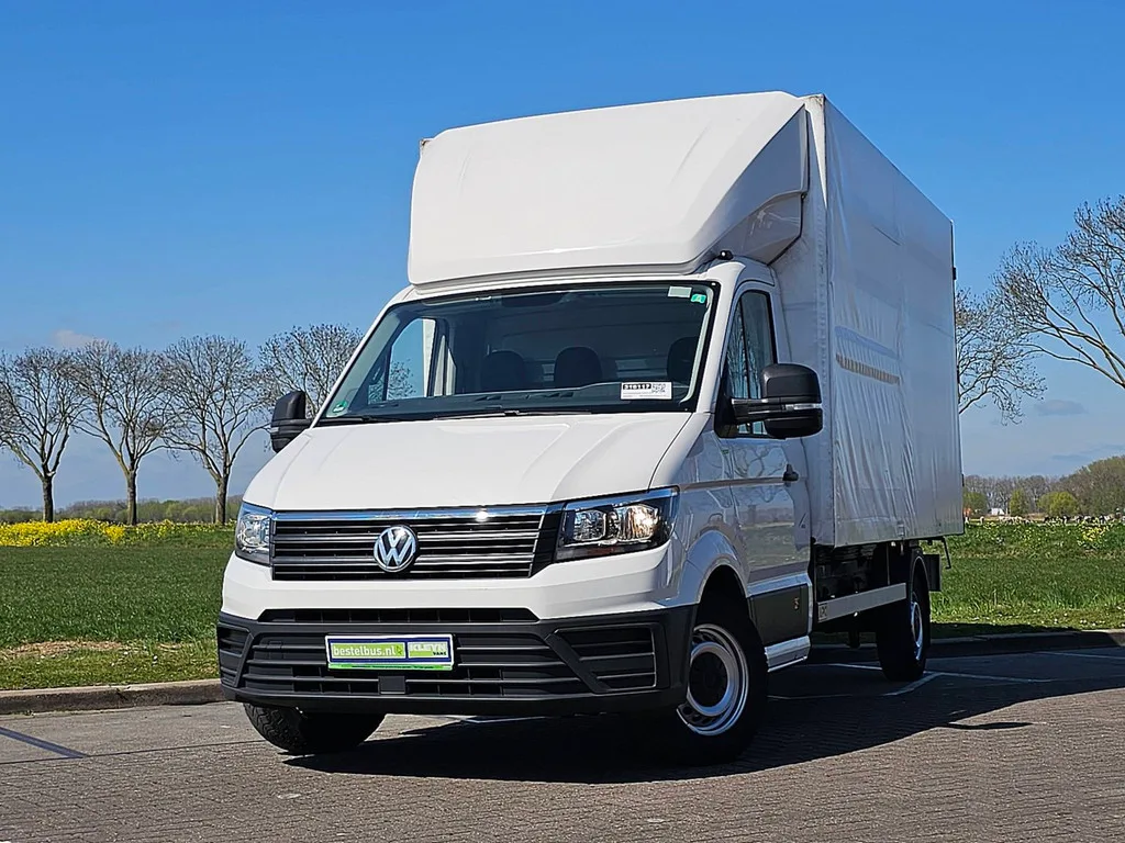 Volkswagen Crafter (2023) — foto 1